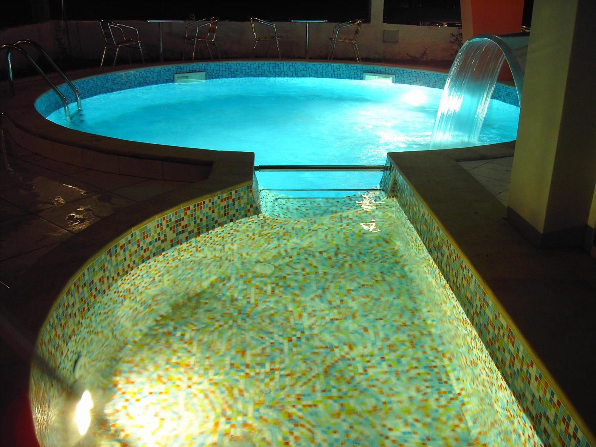 Fresh Family Hotel Равда Экстерьер фото