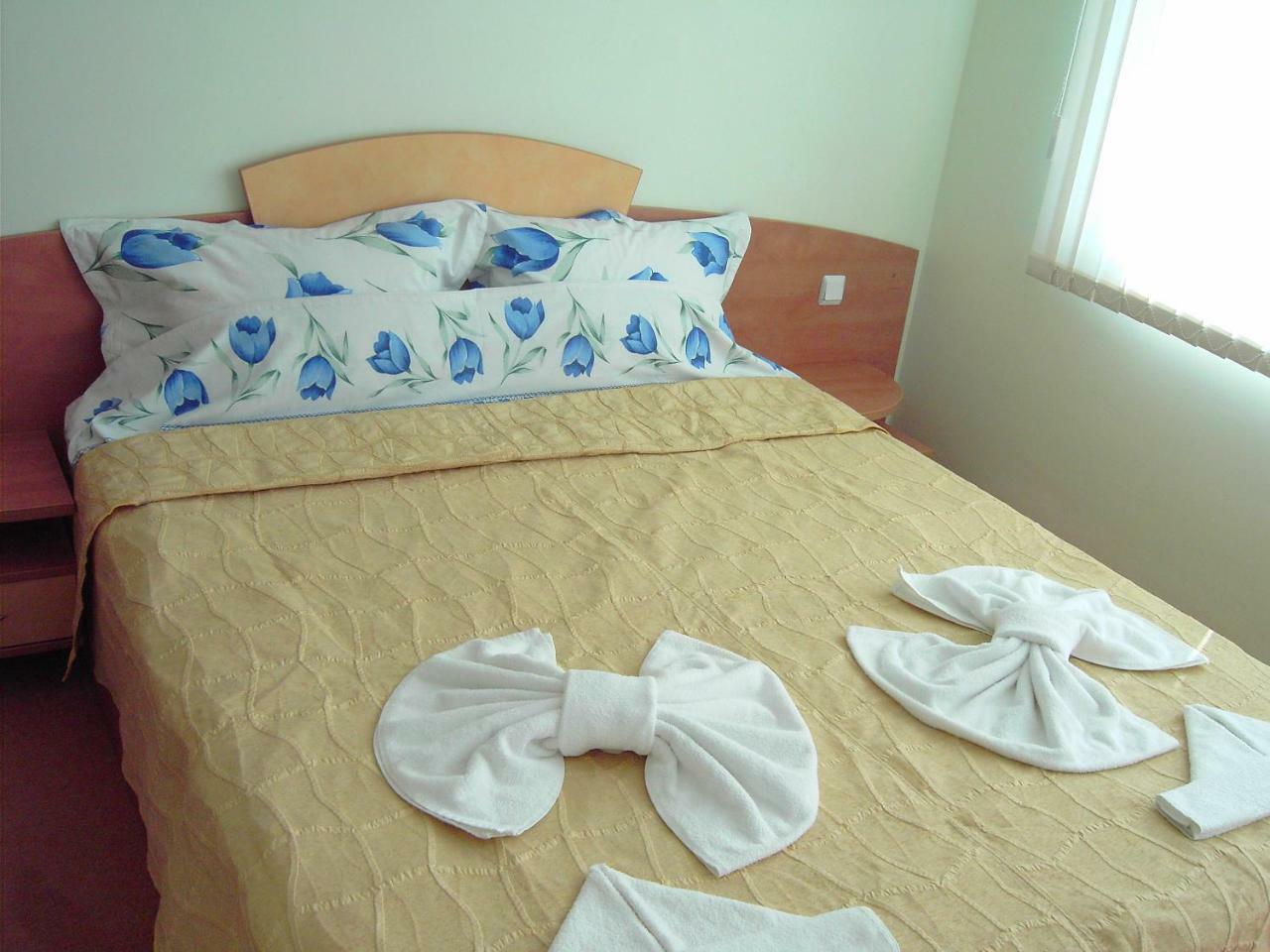 Fresh Family Hotel Равда Экстерьер фото
