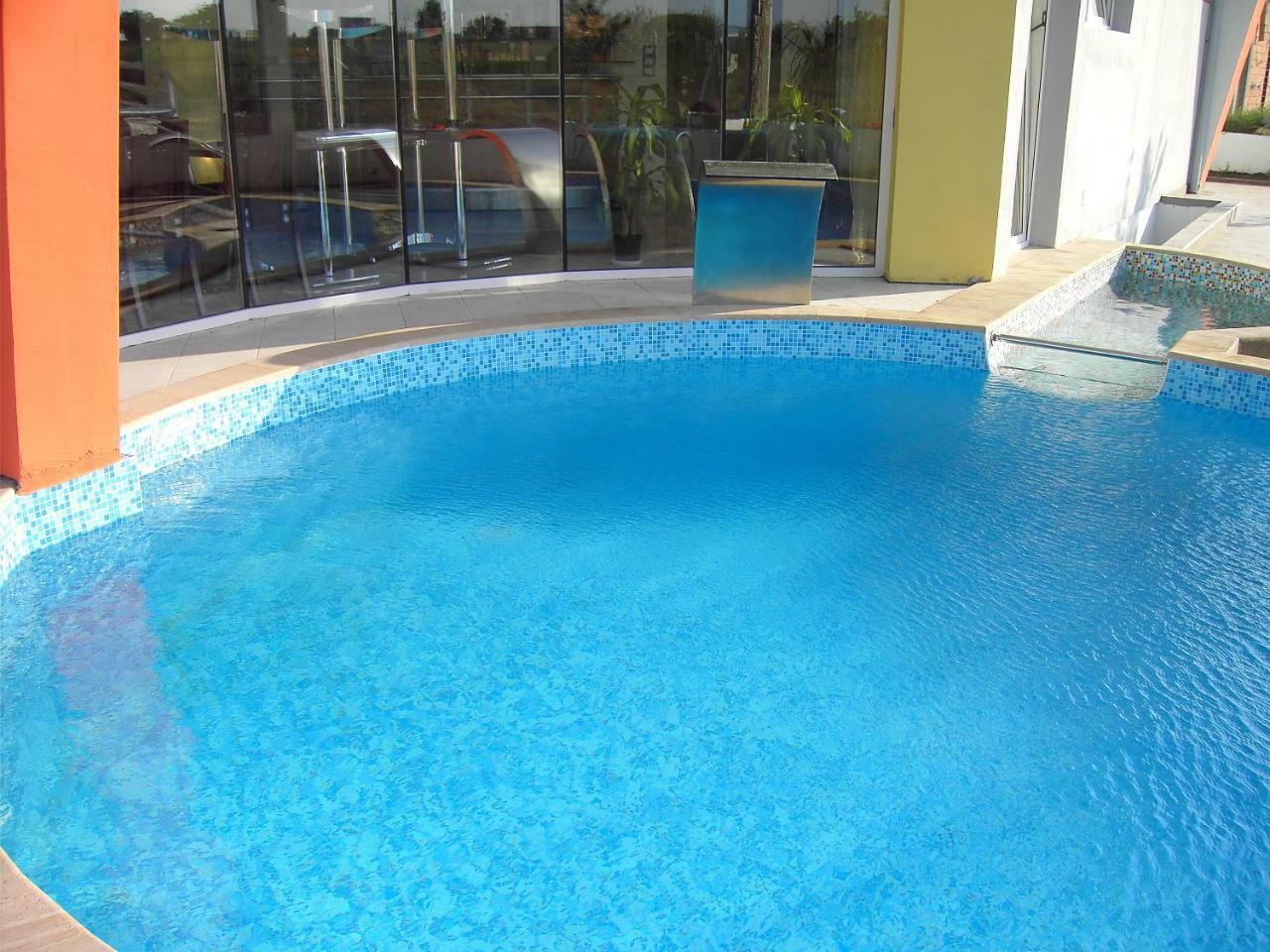 Fresh Family Hotel Равда Экстерьер фото