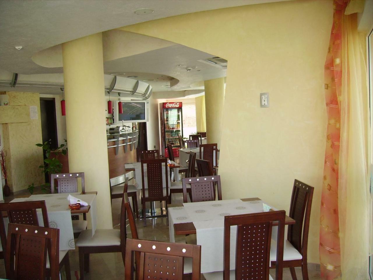 Fresh Family Hotel Равда Экстерьер фото